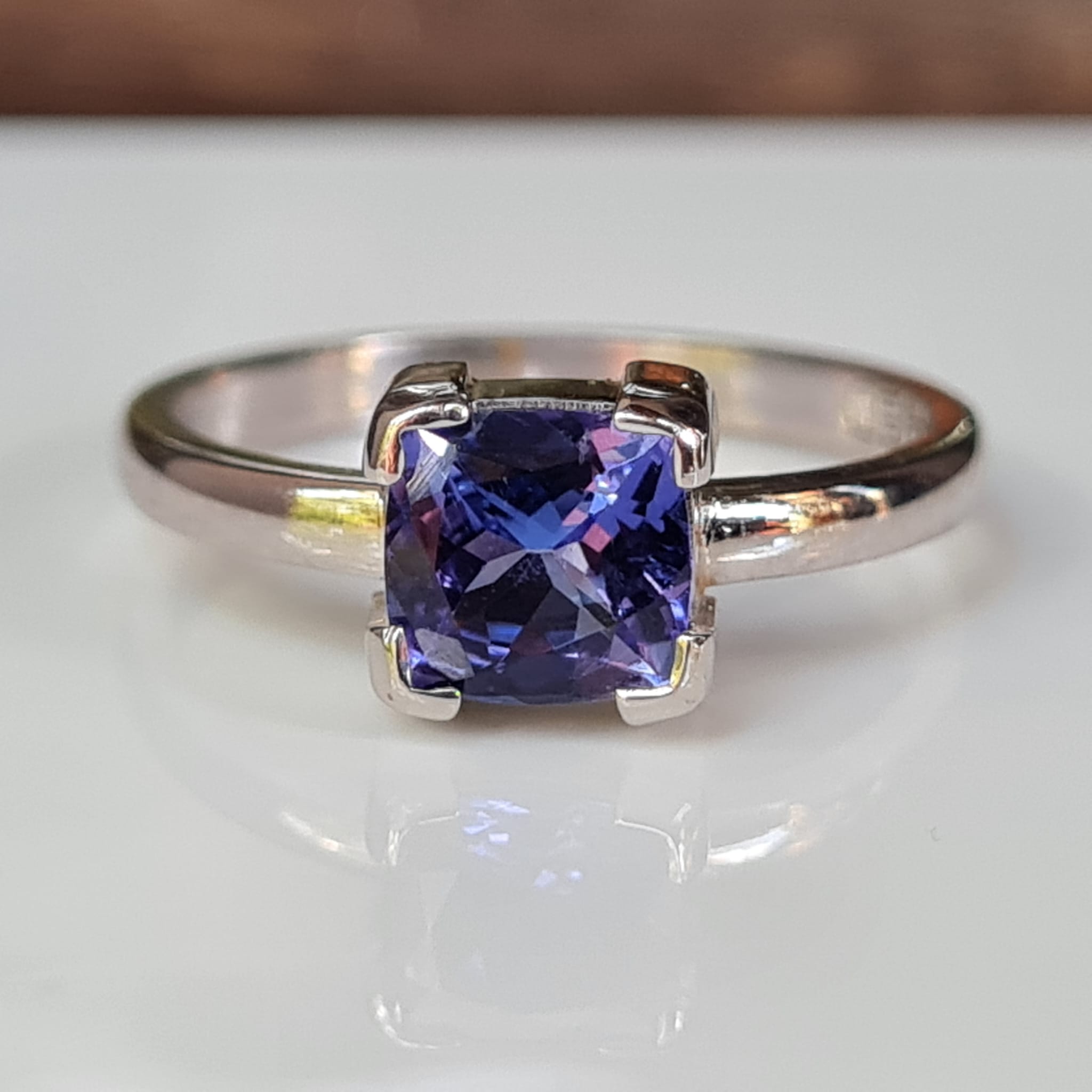 adam eve diamonds tanzanit aur alb