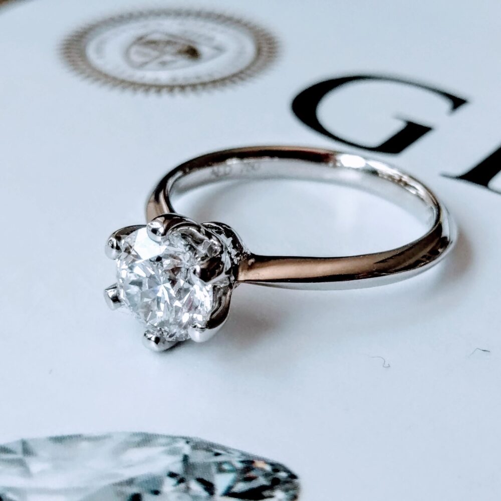 pret_inel_cu_diamant_de_1.00ct